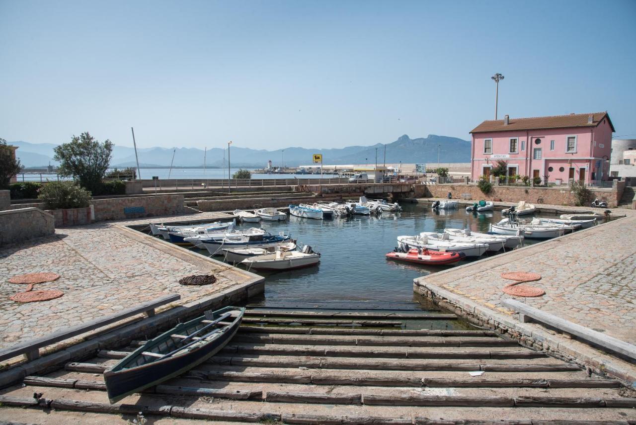 Loft Lungomare Vista Mare E Monti Apartment Arbatax Exterior photo